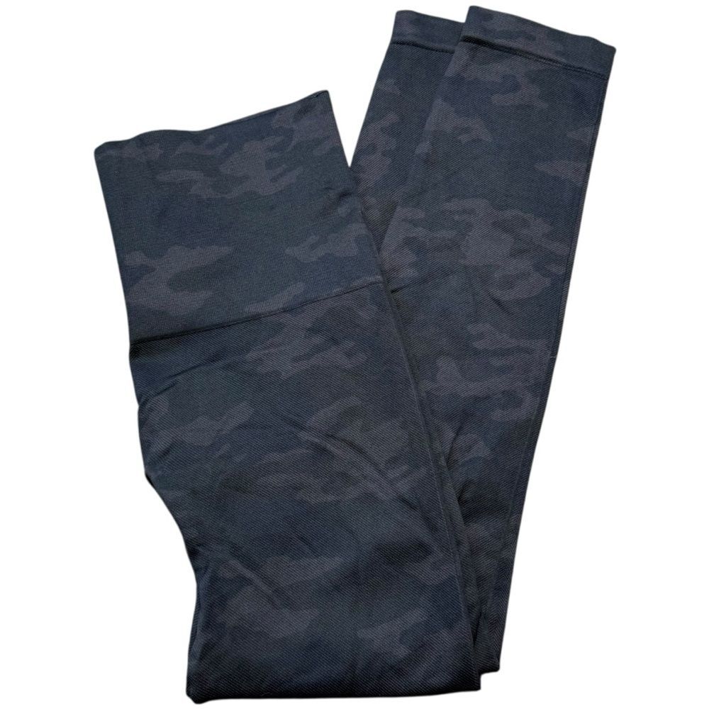 |EUC| SPANX Look At Me Now Camo Seamless Leggings - Picture 3 of 5